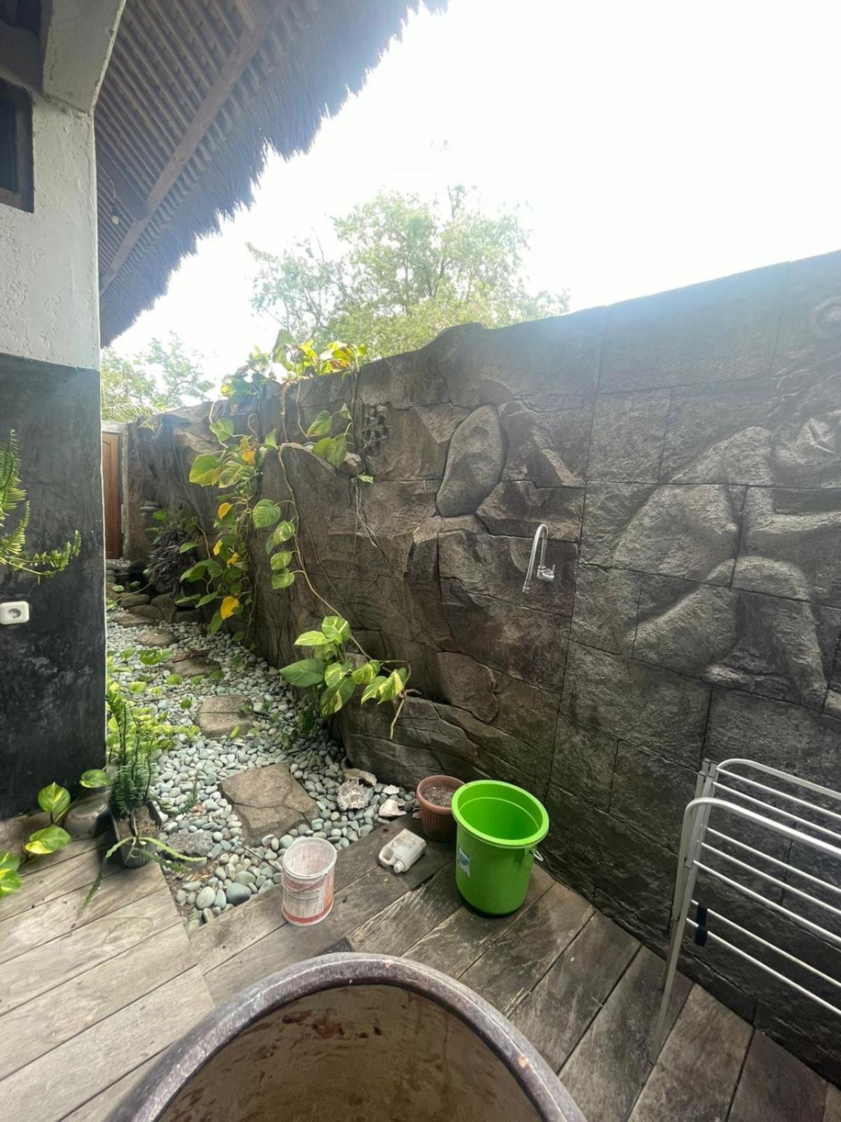 Villa Watumita Hitokalak Exterior foto